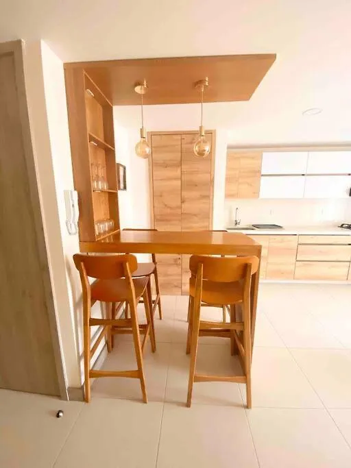 New Apto In Convenient Location With Parking Medellin 0*,